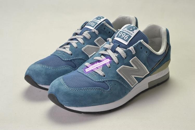 new balance 996 bleu clair